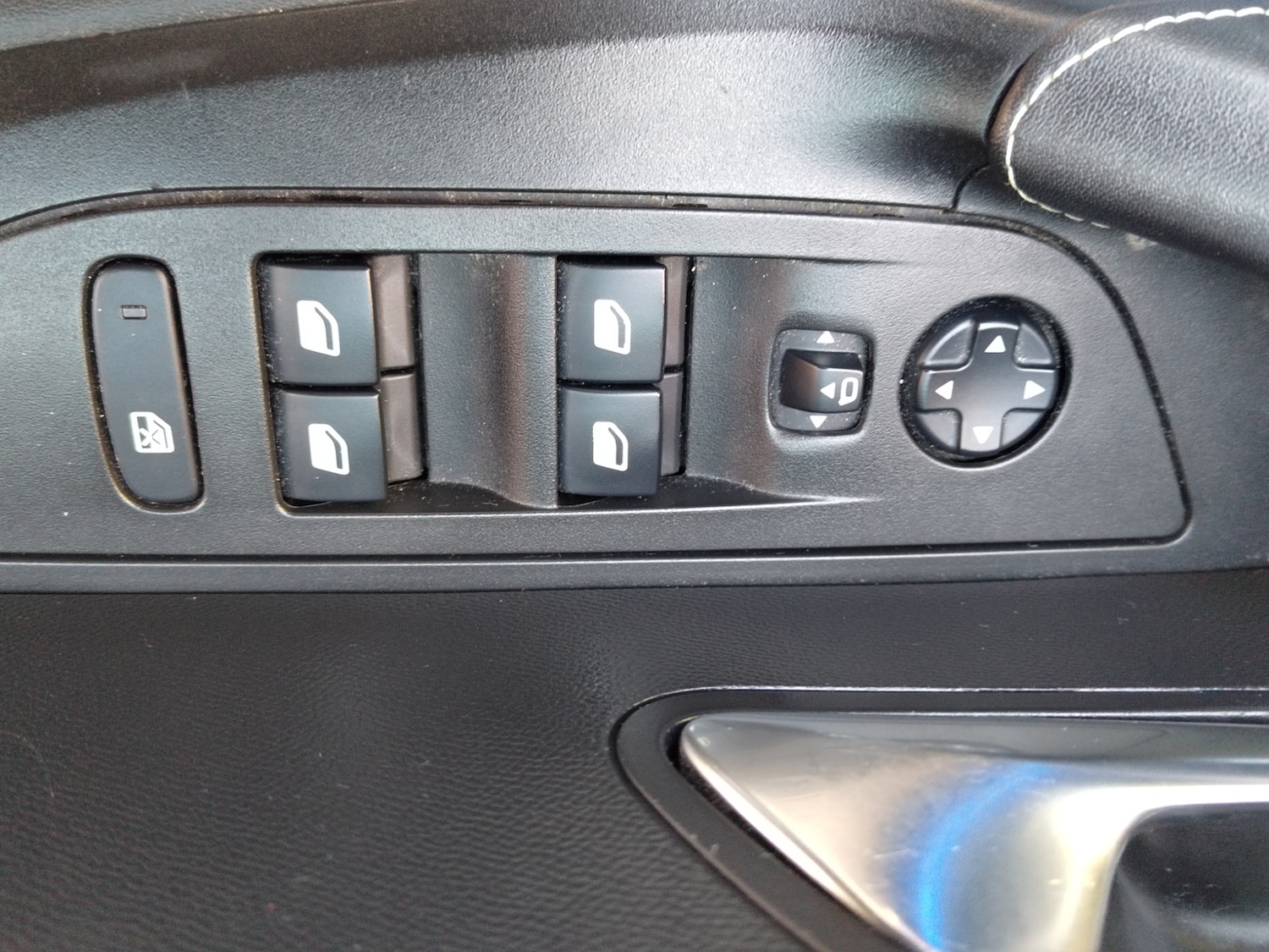 Used Peugeot 2008 2020 for sale - 77079050: Photo 25