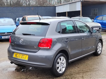 Used Volkswagen Polo 2013 for sale - 77432940: Photo