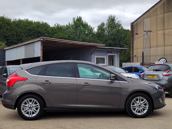 Used Ford Focus 2013 for sale - 75108576: Photo 5