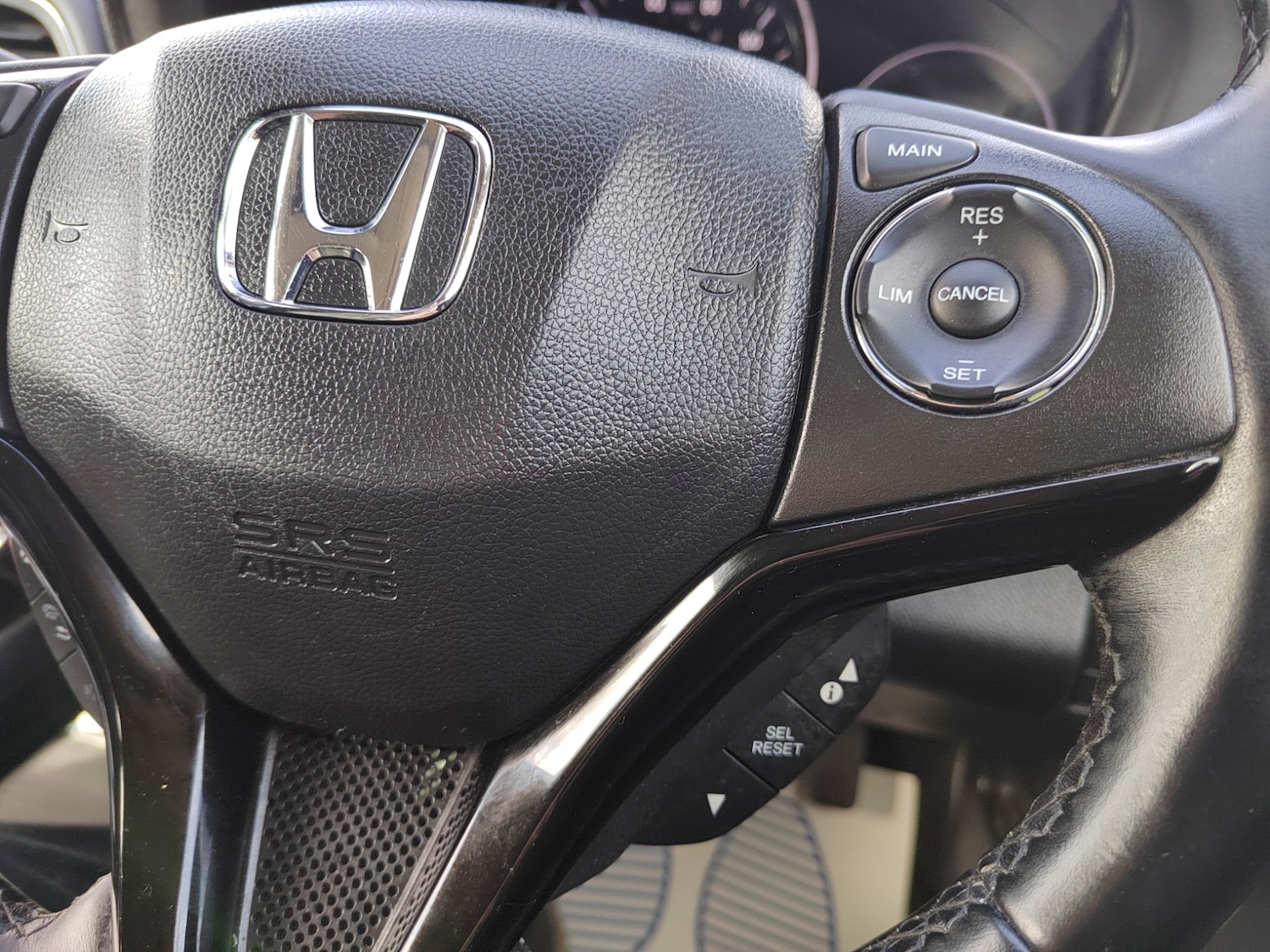 Used Honda HR-V 2018 for sale - 77715857: Photo 16