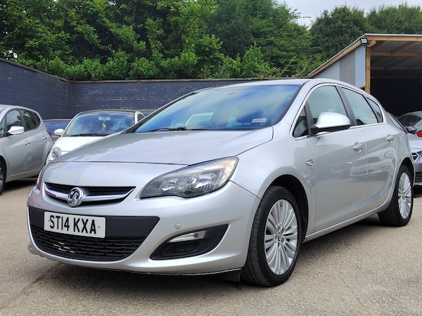 Used Vauxhall Astra 2014 for sale - 73908714: Photo 1