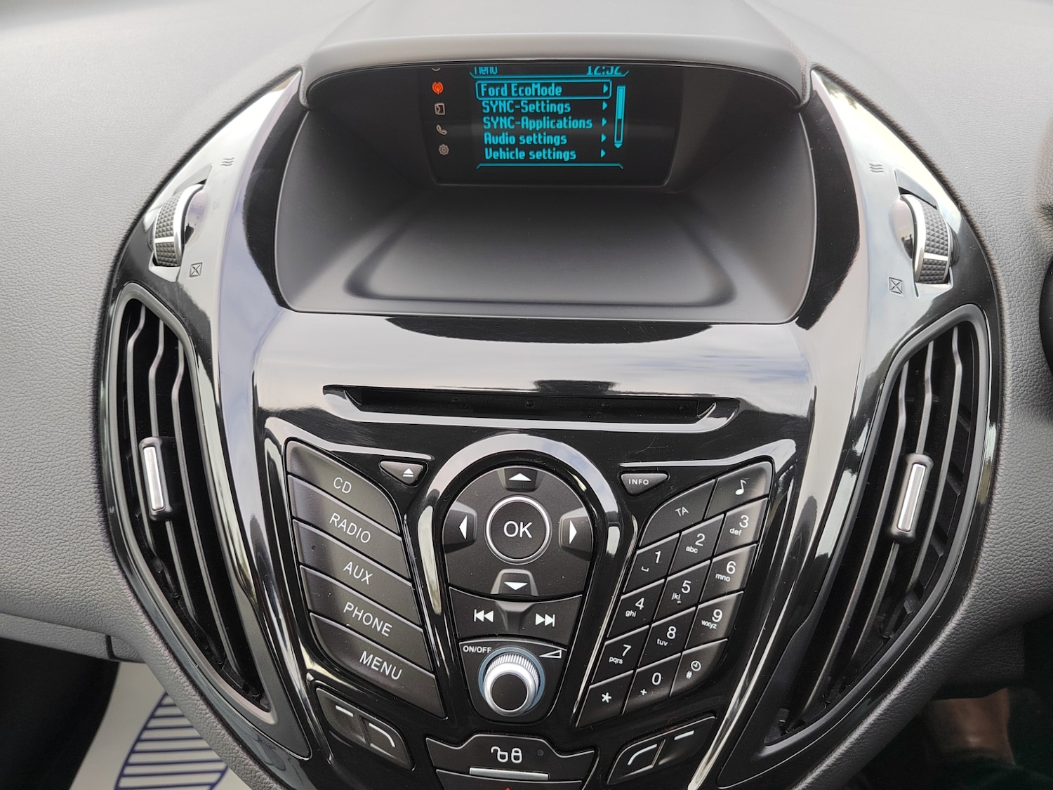 Used Ford B-MAX 2015 for sale - 77530206: Photo 17