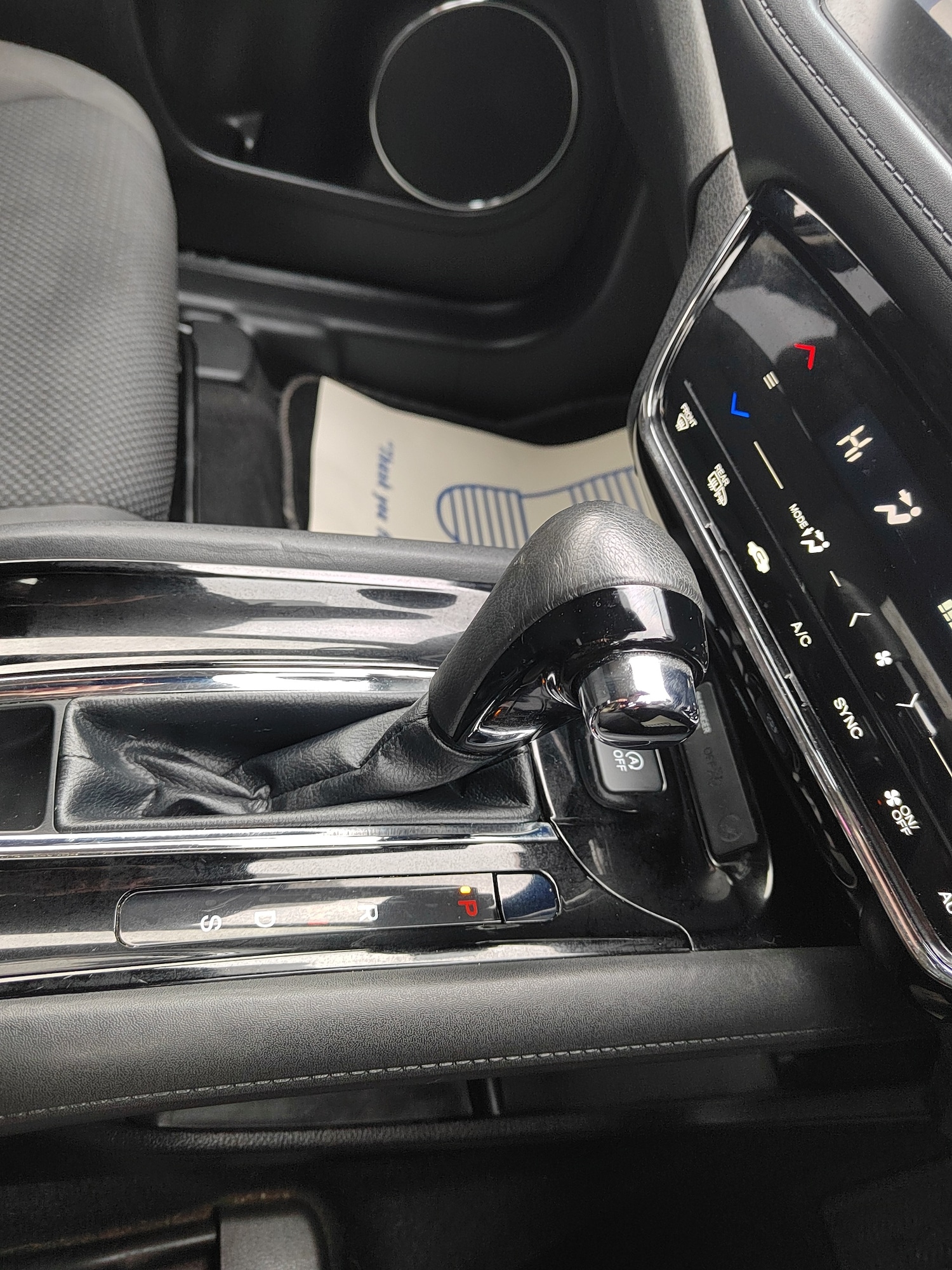 Used Honda HR-V 2018 for sale - 77529277: Photo 24