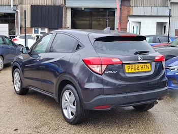 Used Honda HR-V 2018 for sale - 77529277: Photo