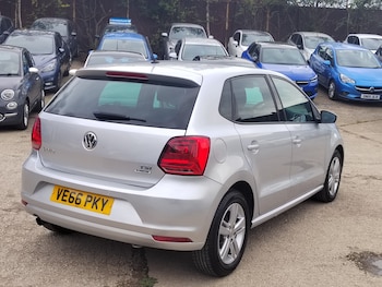 Used Volkswagen Polo 2016 for sale - 75773189: Photo