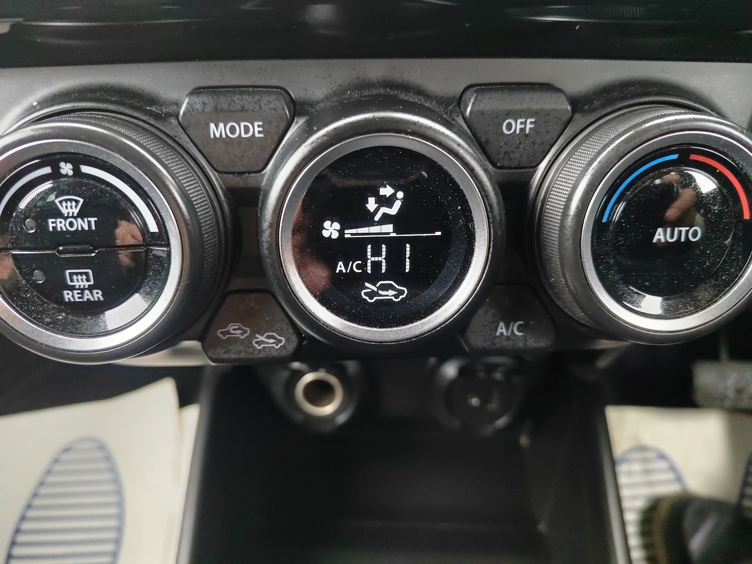 Used Suzuki Swift 2018 for sale - 77650106: Photo 21