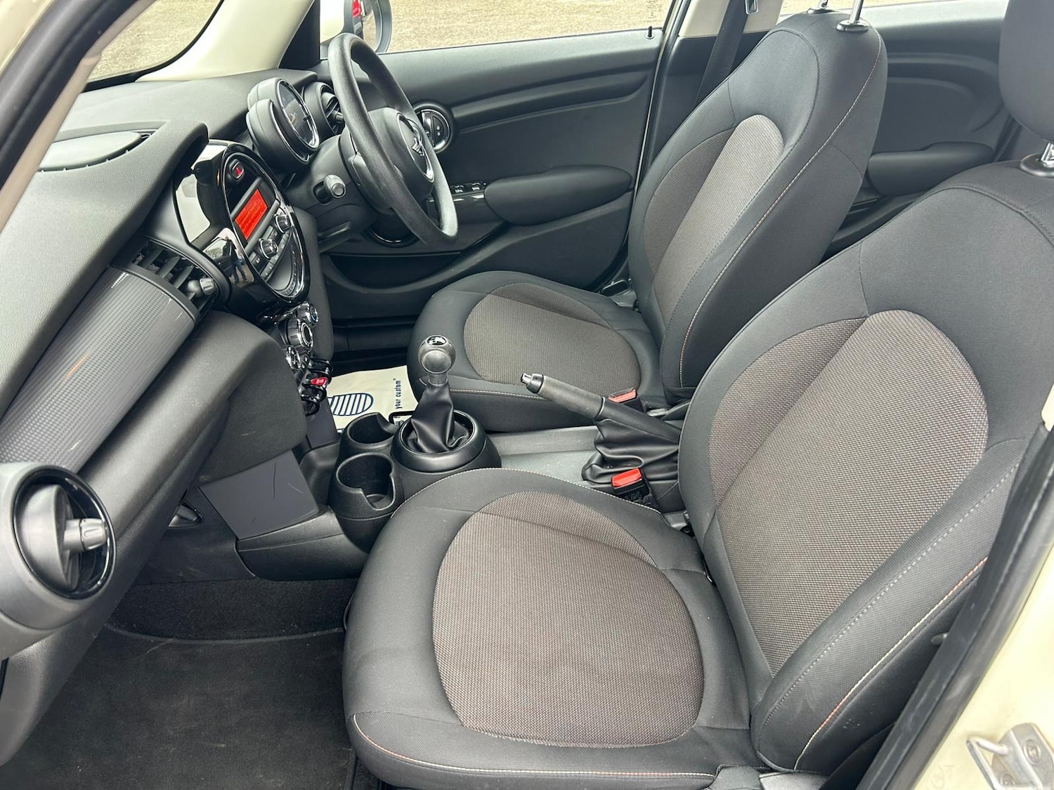 Used MINI Hatch 2018 for sale - 77918042: Photo 10