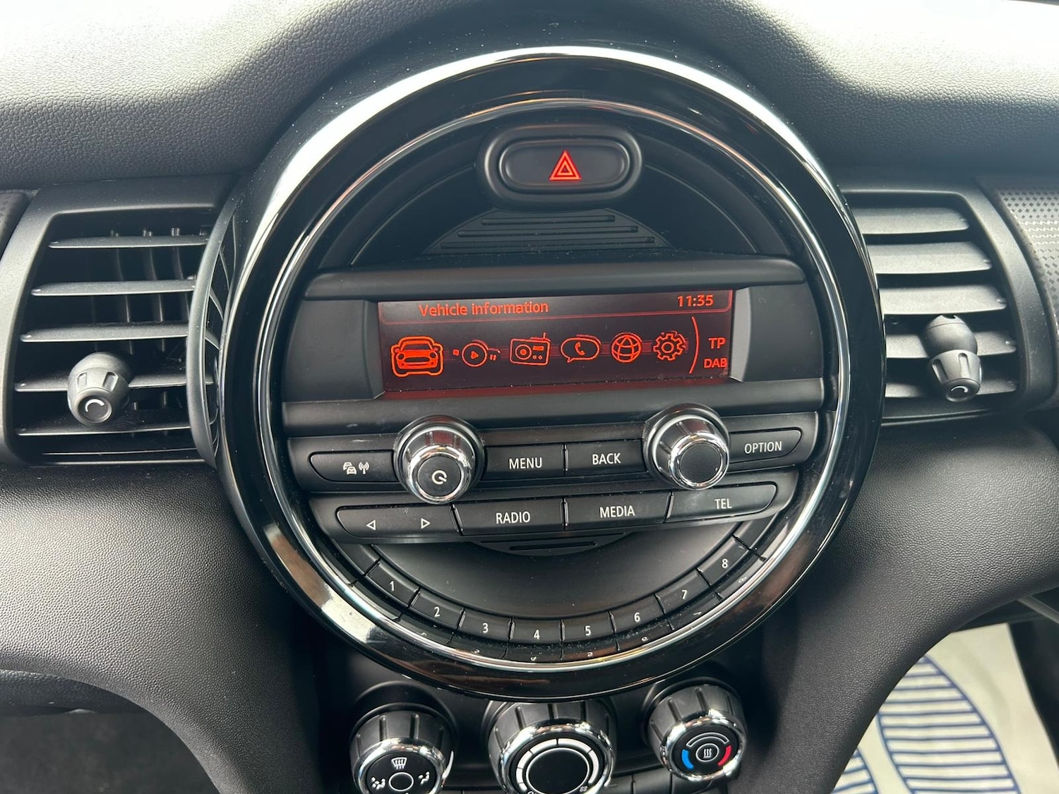 Used MINI Hatch 2018 for sale - 77918042: Photo 15