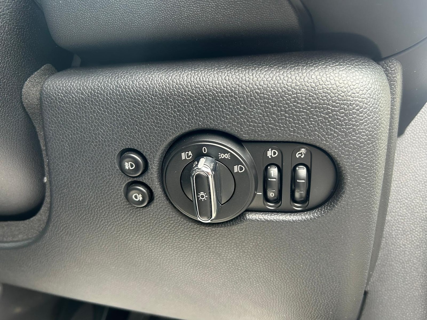 Used MINI Hatch 2018 for sale - 77918042: Photo 18