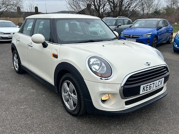 Used MINI Hatch 2018 for sale - 77918042: Photo
