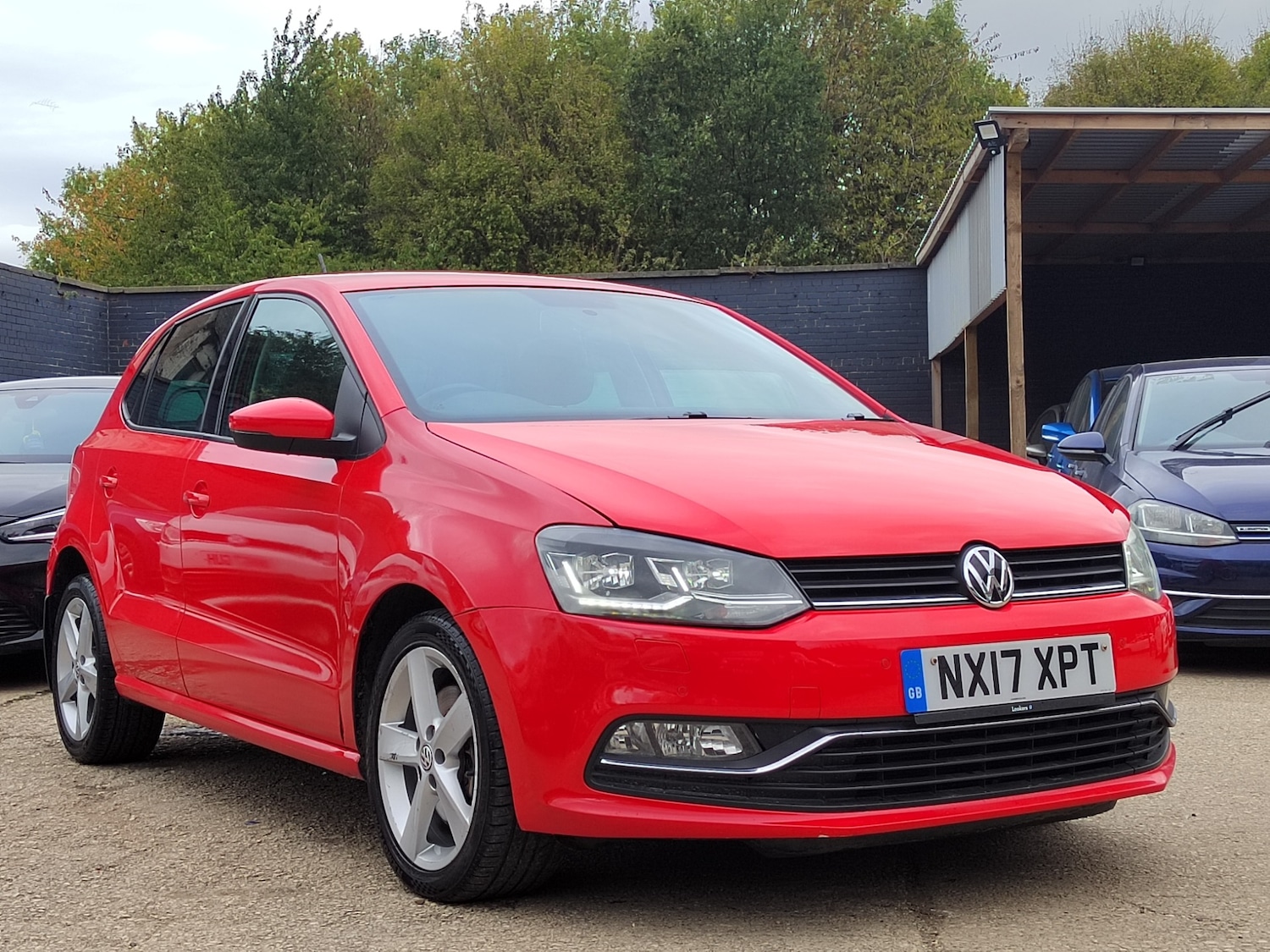 Used Volkswagen Polo 2017 for sale - 76194777: Photo 1