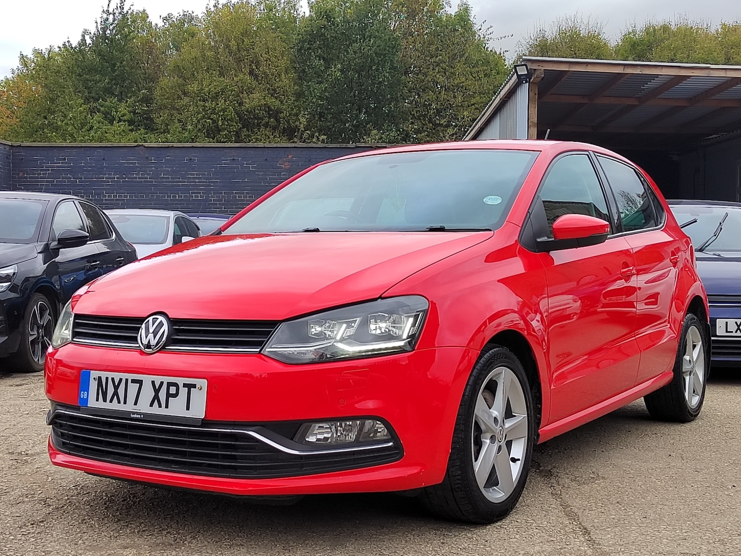 Used Volkswagen Polo 2017 for sale - 76194777: Photo 2