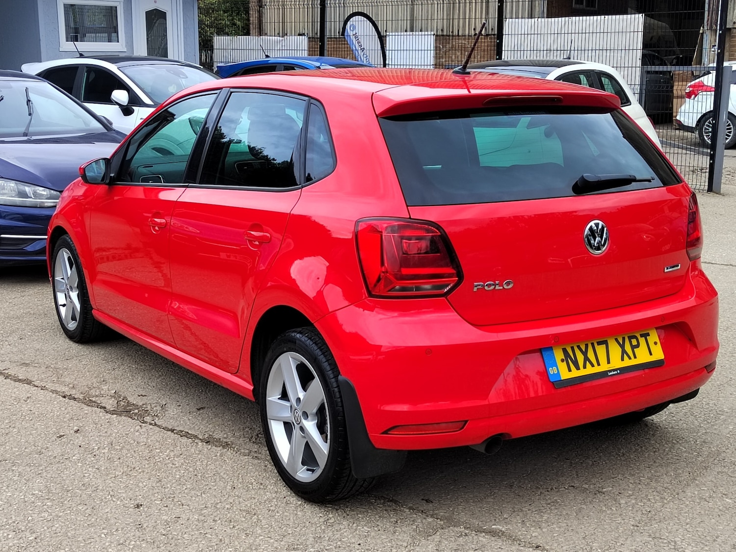 Used Volkswagen Polo 2017 for sale - 76194777: Photo 3