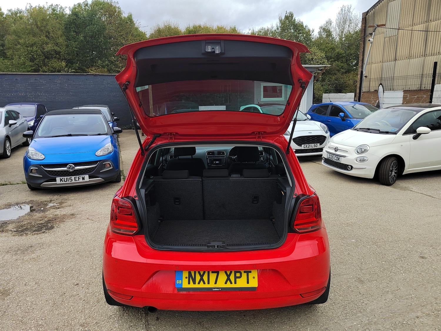 Used Volkswagen Polo 2017 for sale - 76194777: Photo 30