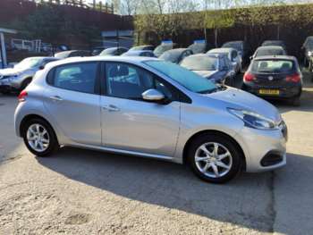 Used Peugeot 208 2016 for sale - 74353987: Photo