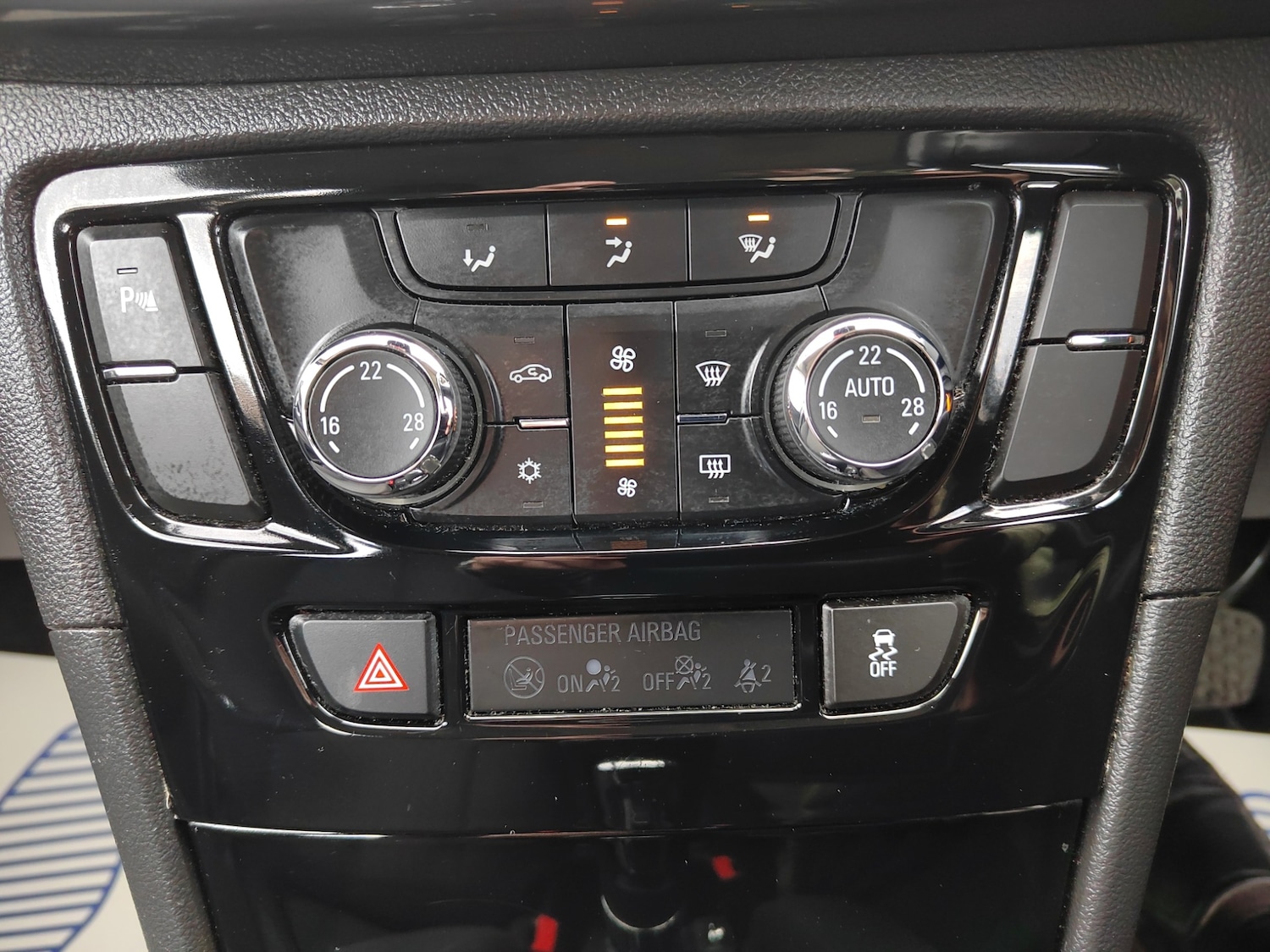 Used Vauxhall Mokka X 2018 for sale - 77818500: Photo 18