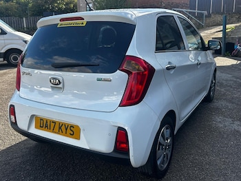 Used Kia Picanto 2017 for sale - 79583784: Photo