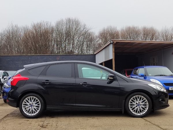 Used Ford Focus 2012 for sale - 73410272: Photo 5