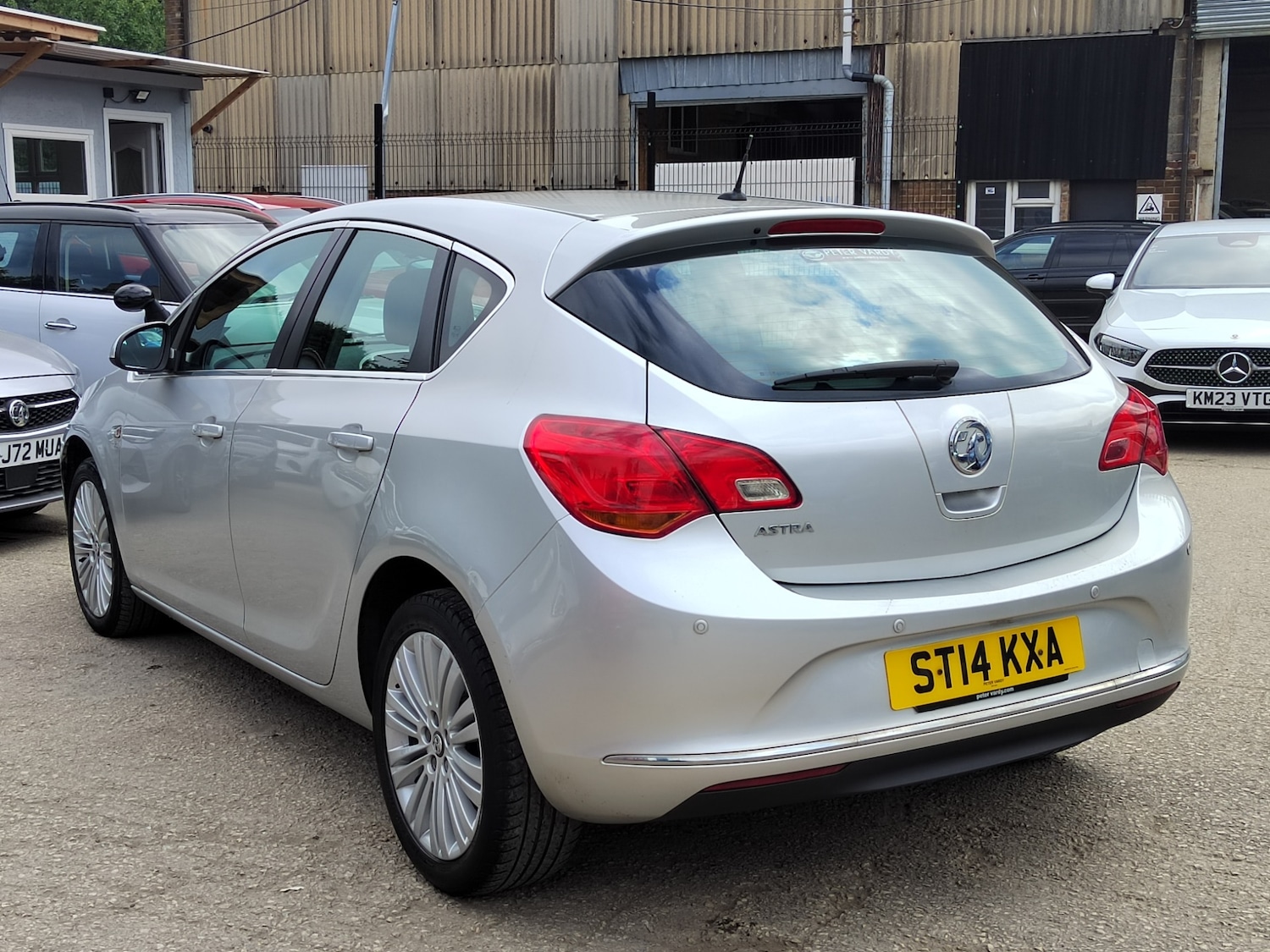 Used Vauxhall Astra 2014 for sale - 77832809: Photo 5