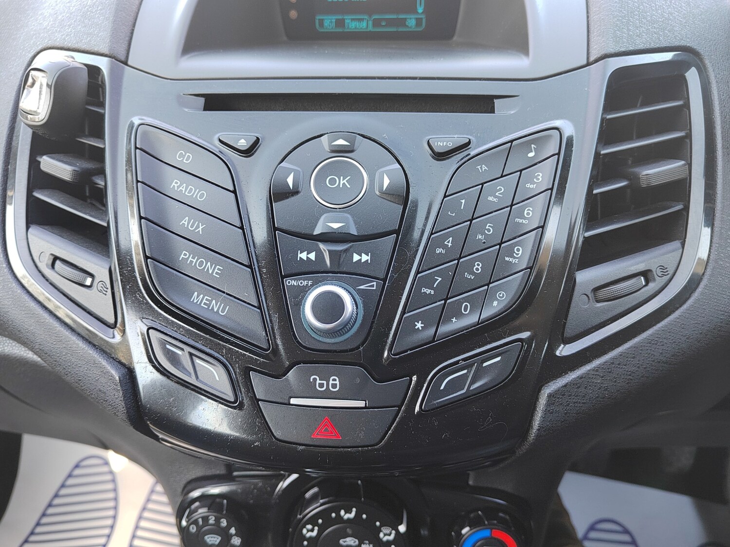 Used Ford Fiesta 2015 for sale - 78143731: Photo 16