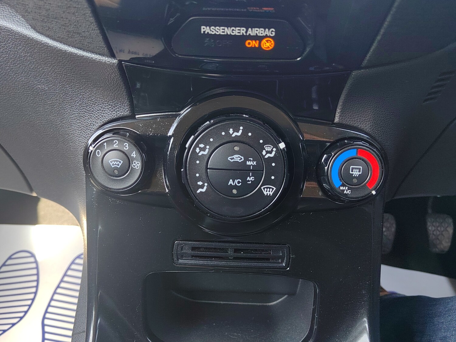 Used Ford Fiesta 2015 for sale - 78143731: Photo 17