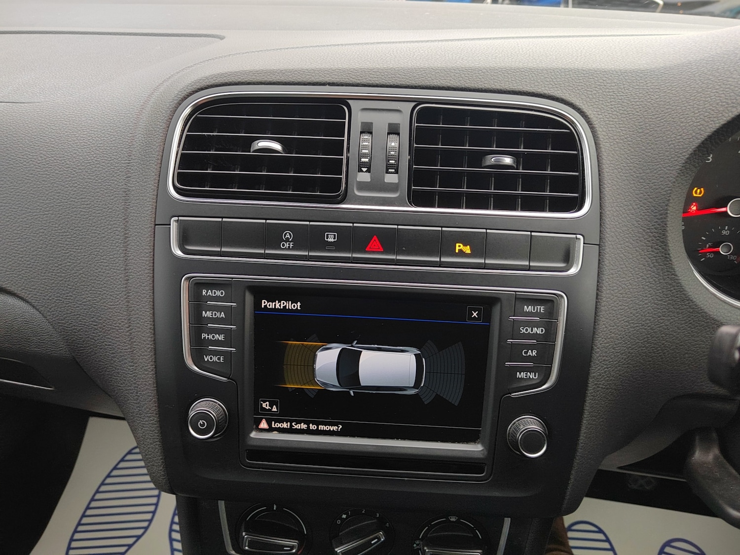 Used Volkswagen Polo 2017 for sale - 76493825: Photo 20