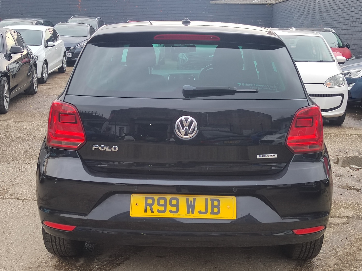 Used Volkswagen Polo 2017 for sale - 76493825: Photo 8