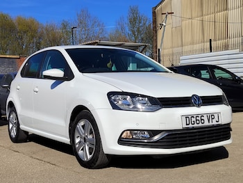 Used Volkswagen Polo 2016 for sale - 78150184: Photo