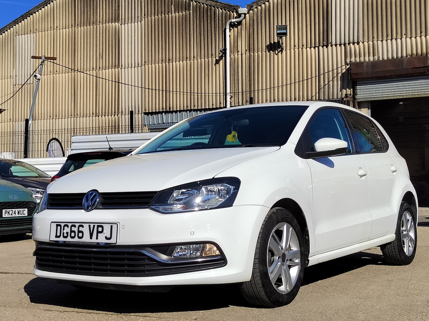 Used Volkswagen Polo 2016 for sale - 78150184: Photo 2