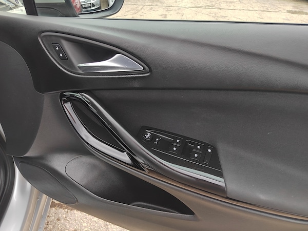 Used Vauxhall Astra 2018 for sale - 75034965: Photo 21