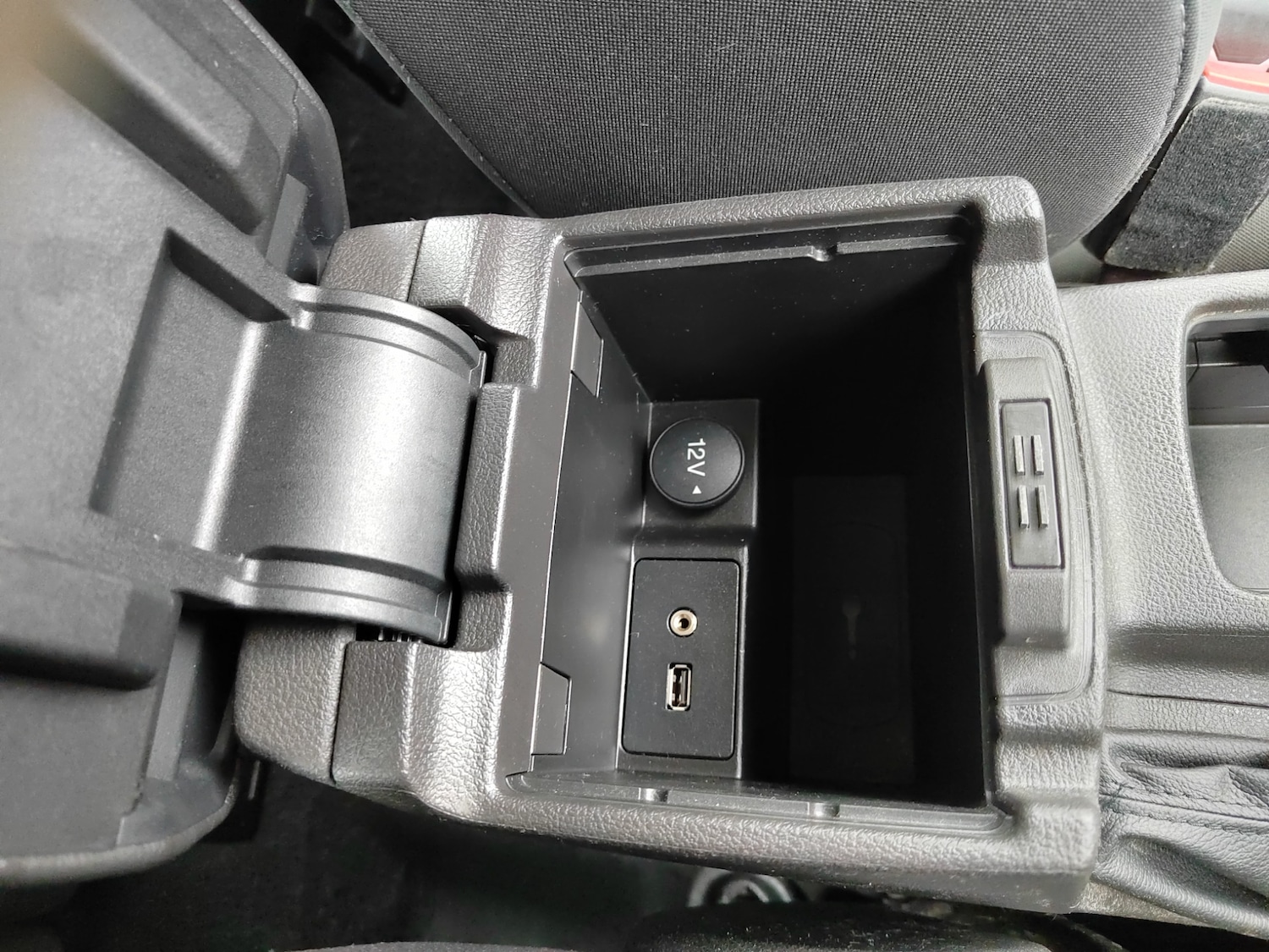 Used Ford Focus 2015 for sale - 77901871: Photo 25