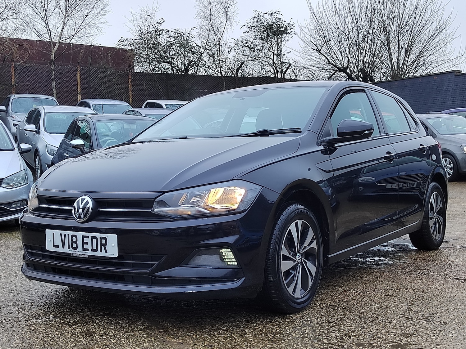 Used Volkswagen Polo 2018 for sale - 77434526: Photo 2
