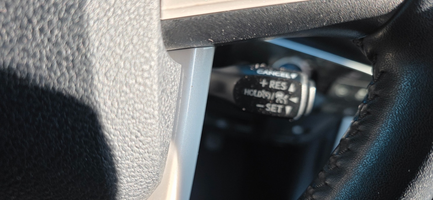 Used Toyota Prius 2018 for sale - 76830342: Photo 14