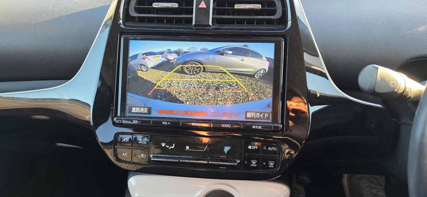 Used Toyota Prius 2018 for sale - 76830342: Photo 18