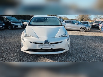Used Toyota Prius 2018 for sale - 76830342: Photo