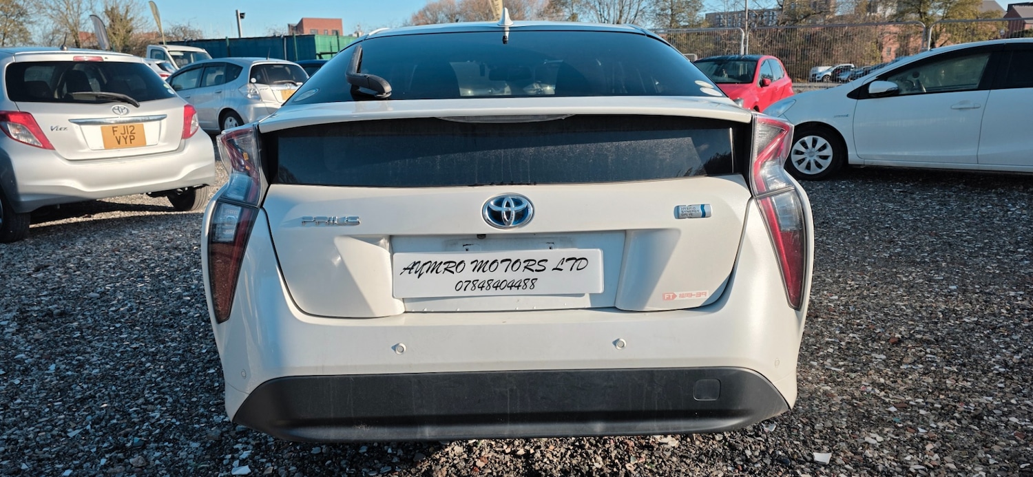 Used Toyota Prius 2018 for sale - 76830342: Photo 6