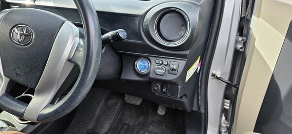 Used Toyota Aqua 2014 for sale - 75241863: Photo 13