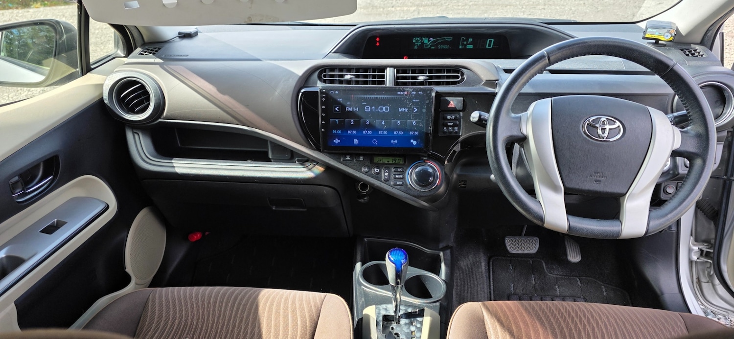 Used Toyota Aqua 2014 for sale - 75241863: Photo 16