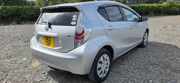 Used Toyota Aqua 2014 for sale - 75241863: Photo 7