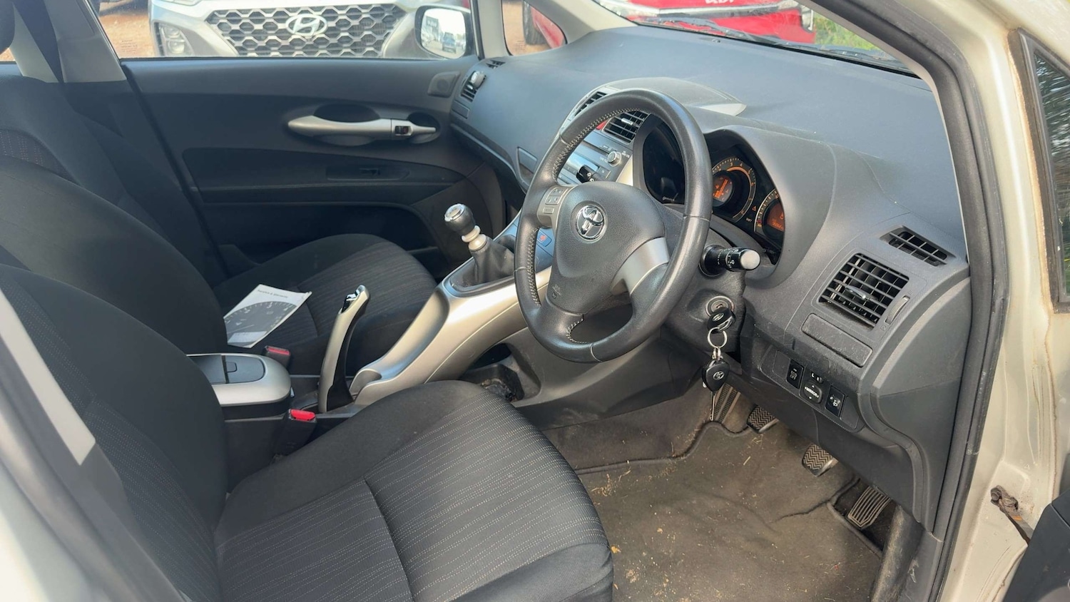 Used Toyota Auris 2009 for sale - 76127545: Photo 8