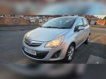 Vauxhall - Corsa
