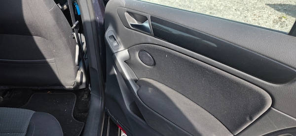 Used Volkswagen Golf 2010 for sale - 76007257: Photo 11