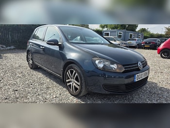 Volkswagen - Golf