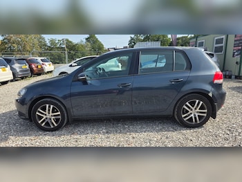 Used Volkswagen Golf 2010 for sale - 76007257: Photo 4