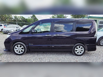 Used Nissan Serena undefined for sale - 79302282: Photo
