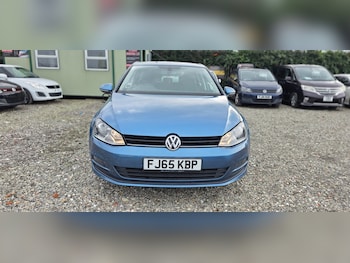 Used Volkswagen Golf 2015 for sale - 77635827: Photo