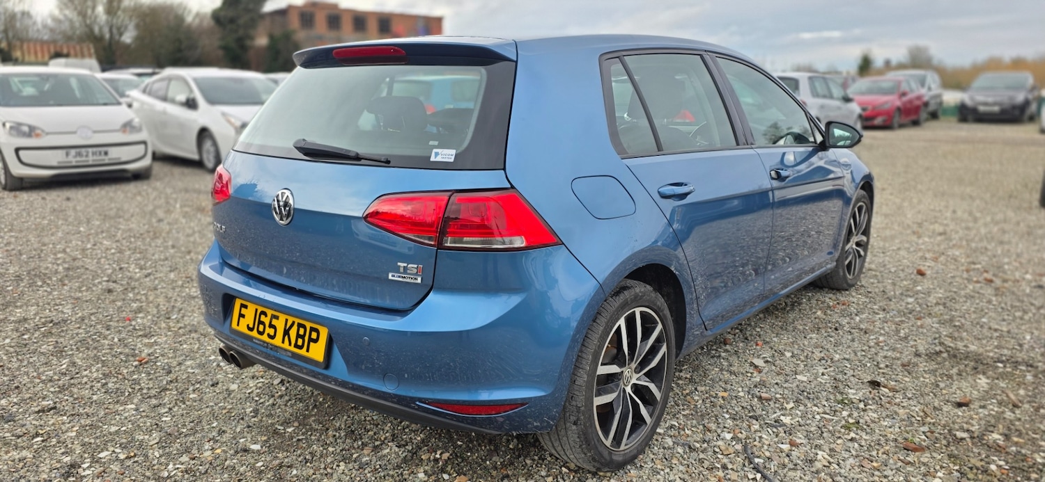 Used Volkswagen Golf 2015 for sale - 77635827: Photo 5