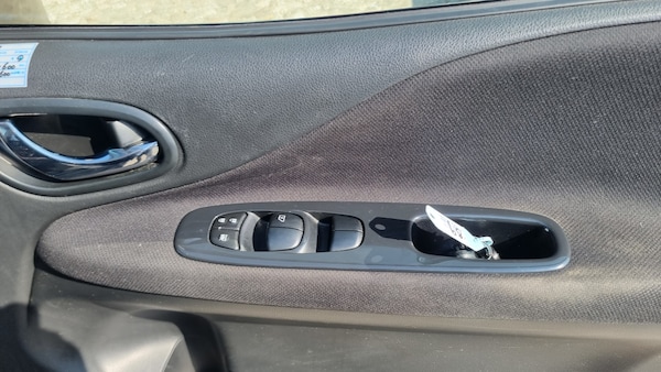 Used Nissan Serena 2013 for sale - 74259832: Photo 11