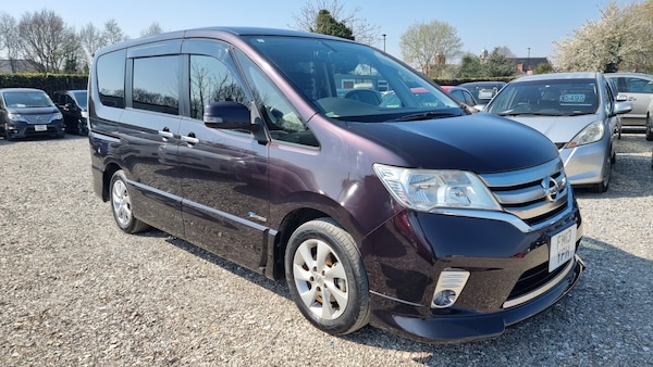 Used Nissan Serena 2013 for sale - 74259832: Photo 1