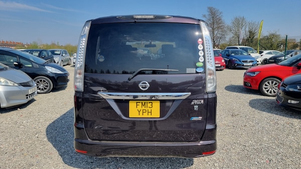 Used Nissan Serena 2013 for sale - 74259832: Photo 5